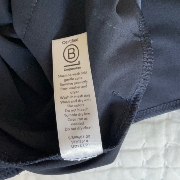 Athleta Brooklyn Camo Jogger, size 8, Blue Camo, pre-owned - Picture 8 of 8